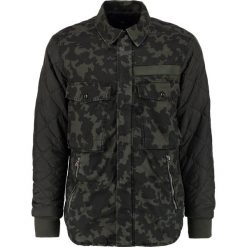 GStar TYPE C HC PADDED OVERSHIRT L/S Kurtka przejściowa forest night/black ao. Zielone kurtki męskie marki G-Star, s, bez wzorów, z bawełny, bez kaptura. W wyprzedaży za 351,60 zł.