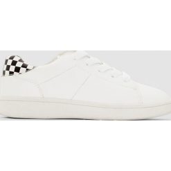 Buty sportowe dziewczęce: Buty sportowe z materiału syntetycznego 26-40