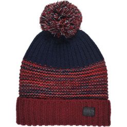 Czapka męska. Czerwone czapki męskie Top Secret, na zimę, bez wzorów, z dzianiny. Za 59,99 zł.
