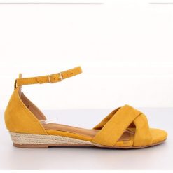 Sandałki espadryle żółte 9R121 Yellow. Żółte espadryle damskie ButyModne, bez wzorów, bez obcasa. W wyprzedaży za 69,00 zł.