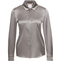Koszula Pennyblack Elvezia 11141519. Białe bluzki damskie Pennyblack, bez wzorów, z elastanu, bez kołnierzyka, bez rękawów. W wyprzedaży za 439,00 zł.