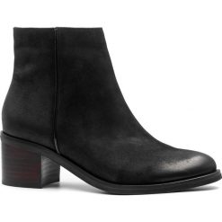 Czarne nubukowe botki na klocku w cholewce zamek 274A. Czarne botki damskie Neścior, ze skóry, eleganckie, bez obcasa, na obcasie, na zamek. W wyprzedaży za 289,00 zł.
