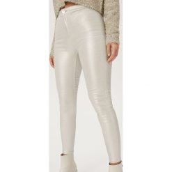 Jeansy skinny high waist - Srebrny. Szare jeansy damskie Sinsay, bez wzorów, z jeansu, z podwyższonym stanem. Za 59,99 zł.