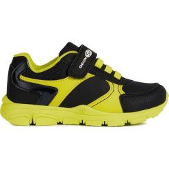 Sneakersy "New Torque" w kolorze czarno-żółtym. Żółte trampki chłopięce geox kids, bez wzorów, z gumy, bez zapięcia. W wyprzedaży za 119,95 zł.