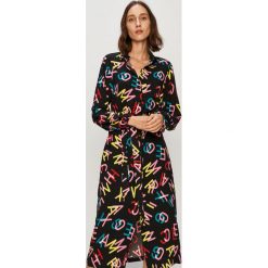 Armani Exchange - Sukienka. Czarne sukienki damskie Armani Exchange, na co dzień, w paski, z elastanu, casualowe, bez kołnierzyka, z długim rękawem, długie, midi, proste. Za 829,90 zł.