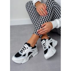 Białe buty sportowe sneakersy sznurowane casu 20f6/b. Białe buty dziewczęce sportowe Casu, na lato, bez wzorów, ze skóry ekologicznej, na sznurówki. Za 69,99 zł.
