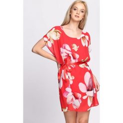 Sukienki hiszpanki: Czerwona Sukienka Spring Thing
