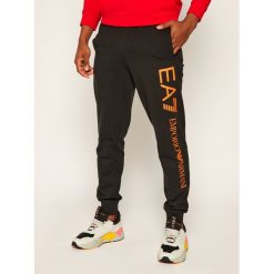 Spodnie dresowe EA7 Emporio Armani 8NPPC1 PJ05Z 1204. Czarne jeansy męskie EA7 Emporio Armani, xxl, bez wzorów. Za 449,00 zł.