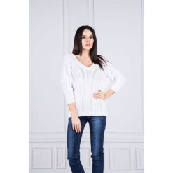Sweter damski z dekoltem w serek. Swetry damskie Made in Poland, m, bez wzorów, z bawełny, bez rękawów, bez kaptura. Za 109,00 zł.