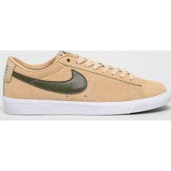 Nike - Buty SB Zoom Blazer Low GT. Brązowe sneakersy męskie Nike, na sznurówki. W wyprzedaży za 279,90 zł.