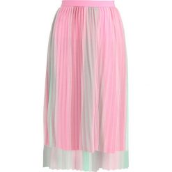 Marc O'Polo DENIM SKIRT Spódnica trapezowa pink. Czerwone spódniczki trapezowe marki Marc O'Polo DENIM, s, z poliesteru. W wyprzedaży za 343,20 zł.