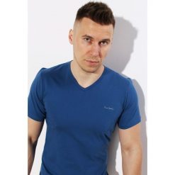 T-Shirt Pierre Cardin Vneck Jeans. T-shirty męskie Pierre Cardin, xxl, bez wzorów, z bawełny, eleganckie, z włoskim kołnierzykiem. Za 29,00 zł.