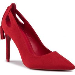 Szpilki DEEZEE - C-AB2-257H8 Red. Czerwone półbuty damskie DeeZee, z aplikacjami, ze skóry ekologicznej, bez obcasa, na obcasie, bez zapięcia. Za 99,99 zł.