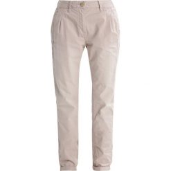 Chinosy damskie: s.Oliver RED LABEL SMART Chinosy sand shell