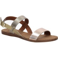 Sandały s.oliver 5-28100-28. Różowe sandały damskie S.Oliver, bez wzorów, ze skóry, eleganckie, bez obcasa, bez zapięcia. Za 249,99 zł.