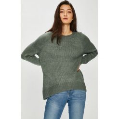 Only - Sweter. Szare swetry klasyczne damskie ONLY, l, z dzianiny, z okrągłym kołnierzem. W wyprzedaży za 119,90 zł.