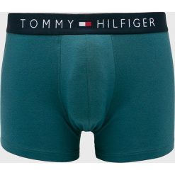 Tommy Hilfiger - Bokserki. Czerwone bokserki męskie marki TOMMY HILFIGER, z elastanu. W wyprzedaży za 149,90 zł.