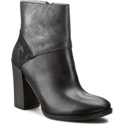 Botki damskie lity: Botki KARINO - 1388/090-P Czarny