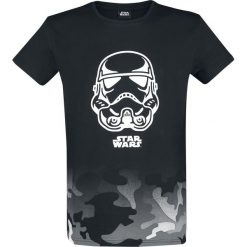 Star Wars Camo Trooper T-Shirt czarny. Czarne koszulki męskie Star Wars, xl, z nadrukiem, retro, z okrągłym kołnierzem. Za 74,90 zł.