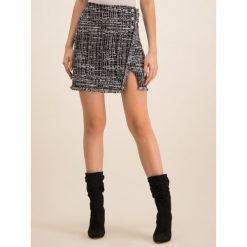 Spódnica mini Pinko Pangiallo 20201 BLK01 1G14N2 7877. Czarne spódniczki damskie Pinko, bez wzorów, z bawełny, mini. W wyprzedaży za 409,00 zł.