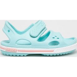 Crocs - Sandały dziecięce. Niebieskie sandały dziewczęce Crocs, z materiału, bez zapięcia. W wyprzedaży za 89,90 zł.