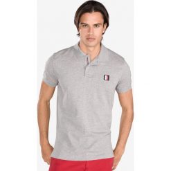 Tommy Hilfiger Polo Koszulka Szary. Szare podkoszulki męskie TOMMY HILFIGER, s, bez wzorów, z bawełny, bez rękawów. Za 430,95 zł.