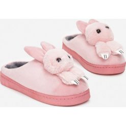 Różowe Kapcie Orith. Różowe kapcie damskie Born2be. Za 49,99 zł.