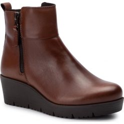 Botki LASOCKI COMFORT SM-BALEA-02. Botki damskie Lasocki Comfort, bez obcasa, bez zapięcia. Za 299,99 zł.