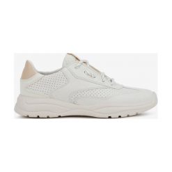 Geox Smeraldo Tenisówki Biały. Białe trampki i tenisówki damskie Geox, bez wzorów, ze skóry, bez zapięcia. Za 548,95 zł.