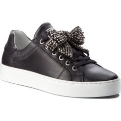 Sneakersy Togoshi TG-03-01-000020. Czarne półbuty damskie Togoshi, bez wzorów, bez obcasa, bez zapięcia. W wyprzedaży za 179,00 zł.
