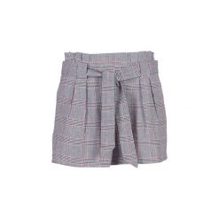 Szorty i Bermudy Betty London KITIRELLE. Szare szorty damskie Betty London, m, bez wzorów. Za 87,20 zł.
