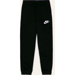 Nike Kids - Spodnie dziecięce 122-170 cm. Szare dresy chłopięce Nike Kids, bez wzorów, z bawełny. Za 119,90 zł.