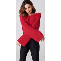 NA-KD Krótki sweter z dzianiny z długim rękawem - Red. Czerwone swetry klasyczne damskie NA-KD, z dzianiny. Za 121,95 zł.