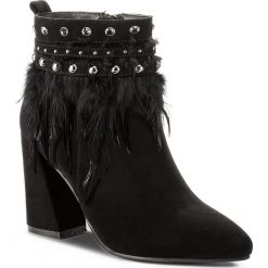Botki ALMA EN PENA - I17060 Suede Black. Czarne botki damskie zamszowe marki Alma en Pena. W wyprzedaży za 299,00 zł.