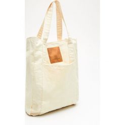 Materiałowa torba shopper - Kremowy. Białe torby damskie na zakupy Cropp, bez wzorów, z tkaniny, bez dodatków. Za 59,99 zł.