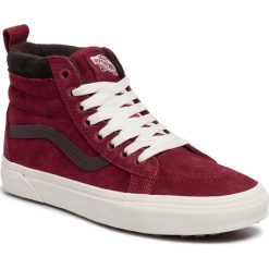 Sneakersy VANS - Sk8-Hi Mte VN0A4BV7XKL1 (Mte)Bkng Rd/Chocalatetrt. Czerwone półbuty damskie Vans, bez wzorów, ze skóry, na wysokim obcasie, bez zapięcia. W wyprzedaży za 269,00 zł.
