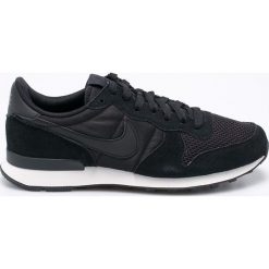 Nike Sportswear - Buty Internationalist SE. Czarne buty sportowe męskie marki Nike Sportswear, ze skóry, na sznurówki. W wyprzedaży za 329,90 zł.