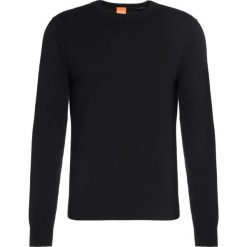 Swetry klasyczne męskie: BOSS Orange Sweter black