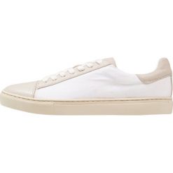 Trampki męskie: Belstaff WANSTEAD Tenisówki i Trampki white
