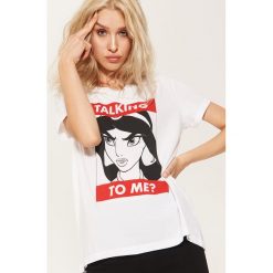 T-shirt Disney - Biały. Białe t-shirty damskie marki House, s, z motywem z bajki, bez kołnierzyka. Za 39,99 zł.