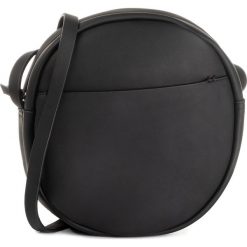 Torebka CLARKS - Cabana Bay 261445750 Black. Czarne listonoszki damskie Clarks, bez wzorów, ze skóry ekologicznej, klasyczne, bez dodatków. W wyprzedaży za 199,00 zł.