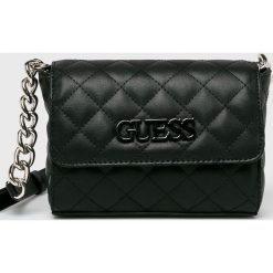 Guess Jeans - Torebka. Czarne torebki klasyczne damskie Guess Jeans, w paski, z bawełny, casualowe, na ramię, małe, pikowane, bez dodatków. W wyprzedaży za 299,90 zł.