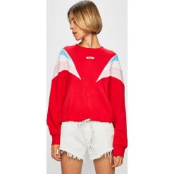 Levi's - Bluza. Czerwone bluzy damskie Levi's®, s, z nadrukiem, z bawełny, bez rękawów, bez kaptura. Za 279,90 zł.