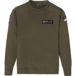 Sweter bonprix ciemnooliwkowy. Zielone swetry męskie bonprix, s, bez wzorów, z okrągłym kołnierzem, bez kaptura. Za 54,99 zł.