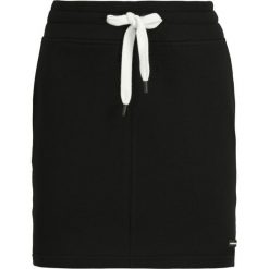 Spódnica ołówkowa DKNY Sport DP9S4596. Czarne spódniczki damskie DKNY Sport, s, bez wzorów, z bawełny, sportowe, mini, ołówkowe. W wyprzedaży za 189,00 zł.