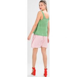 Bluzki damskie: American Vintage PRINTED TANK Bluzka petit pois