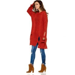 Moherowy sweter z wycięciami bordo elise. Swetry damskie Lemoniade, uniwersalny, bez wzorów, z wełny, eleganckie, bez rękawów, bez kaptura. W wyprzedaży za 105,00 zł.