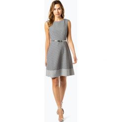 Comma - Sukienka damska, niebieski. Niebieskie sukienki damskie comma, bez wzorów, z żakardem, bez kołnierzyka, bez rękawów. Za 249,95 zł.