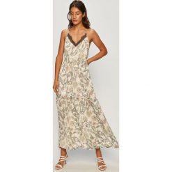 Vero Moda - Sukienka. Białe sukienki damskie Vero Moda, na co dzień, s, w kwiaty, z poliesteru, casualowe, bez kołnierzyka, bez rękawów, midi, rozkloszowane. Za 189,90 zł.