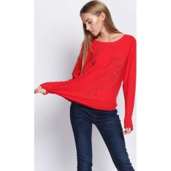 Czerwony Sweter Last Nite. Czerwone swetry klasyczne damskie marki Born2be, l. Za 64,99 zł.